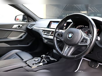 Used BMW 1 Series 2022 for sale - 76570534: Photo