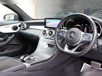 Used Mercedes-Benz C Class 2019 for sale - 77692976: Photo