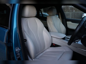 Used BMW X6 2018 for sale - 77056346: Photo