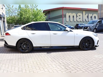 Used BMW 5 Series 2023 for sale - 78350414: Photo