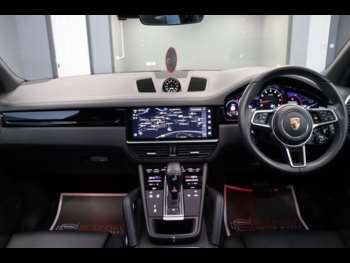 Used Porsche Cayenne 2023 for sale - 74368448: Photo