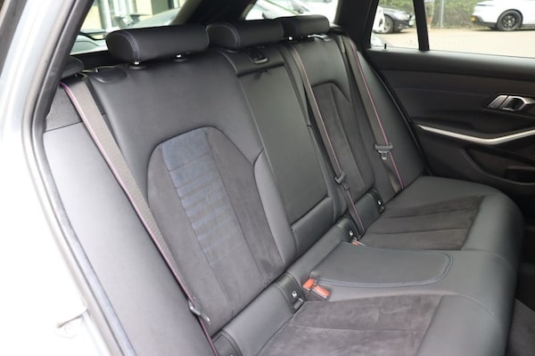 Used BMW 3 Series 2022 for sale - 76203483: Photo 3