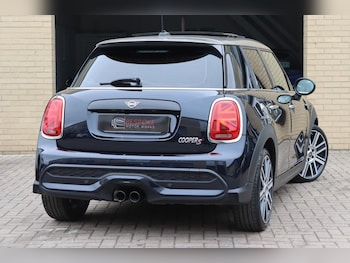 Used MINI Hatch 2023 for sale - 78806398: Photo