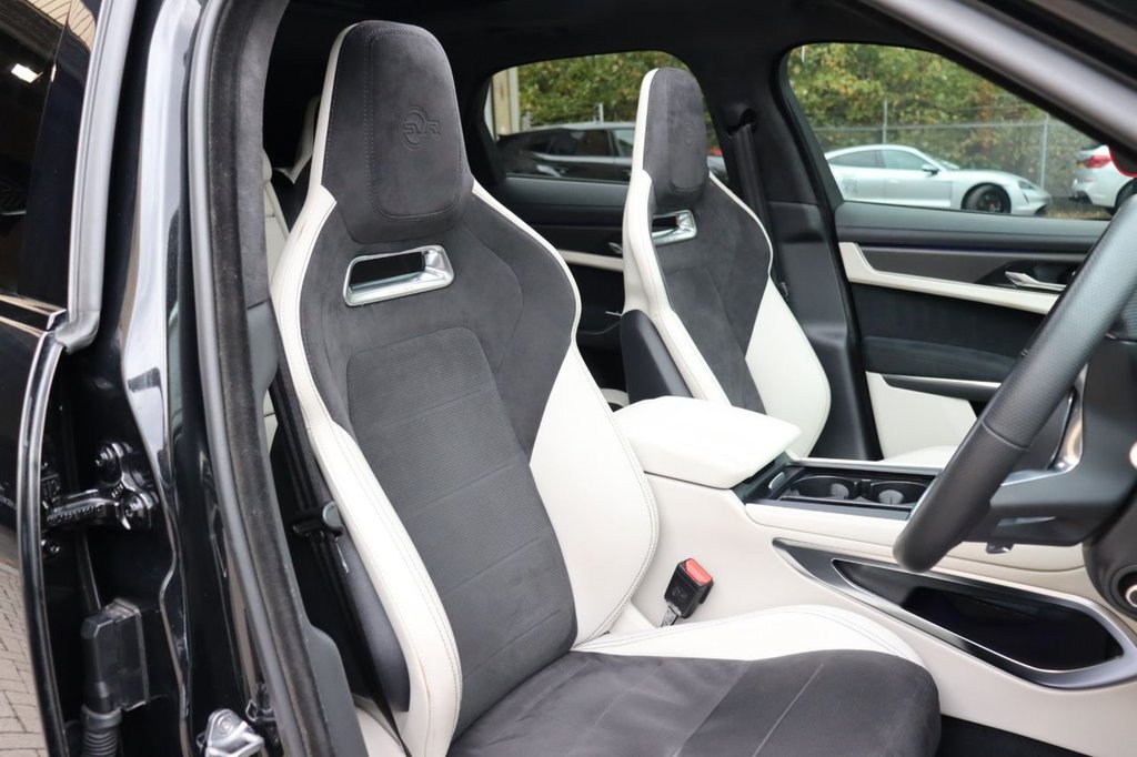 Used Jaguar F-Pace 2022 for sale - 76147581: Photo 4