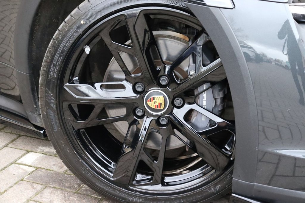 Used Porsche Taycan 2021 for sale - 77394759: Photo 34