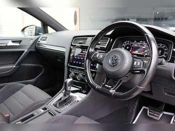 Used Volkswagen Golf 2020 for sale - 77692611: Photo