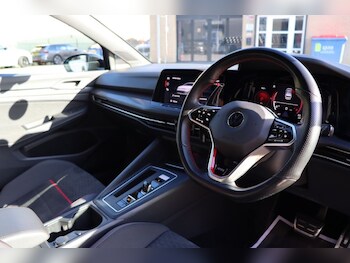 Used Volkswagen Golf 2021 for sale - 76018938: Photo