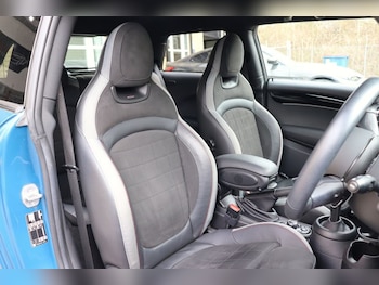 Used MINI Hatch 2021 for sale - 79518616: Photo