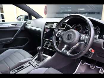 Used Volkswagen Golf 2020 for sale - 74105707: Photo