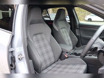 Used Volkswagen Golf 2021 for sale - 76386413: Photo