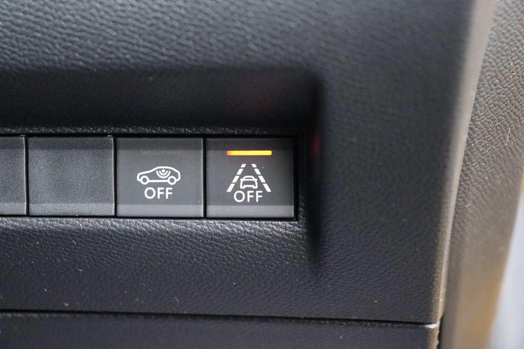 Used Peugeot 208 2020 for sale - 77263484: Photo 16