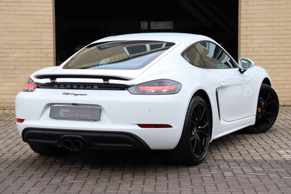 Used Porsche 718 Cayman 2024 for sale - 77139534: Photo 3