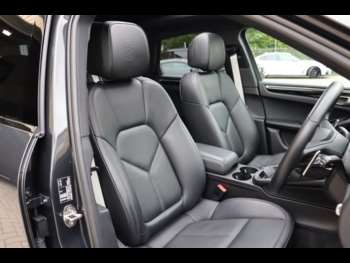 Used Porsche Macan 2023 for sale - 75033092: Photo