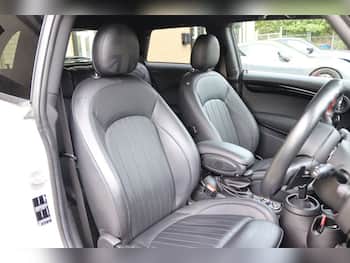 Used MINI Hatch 2021 for sale - 79632686: Photo