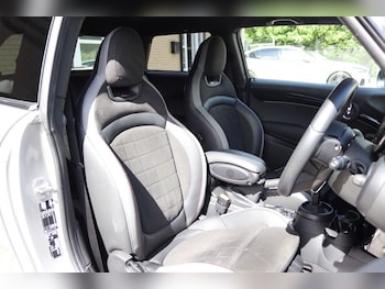 Used MINI Hatch 2023 for sale - 78806051: Photo