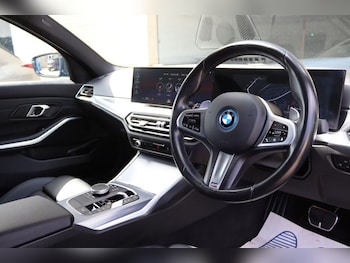 Used BMW 3 Series 2024 for sale - 78864084: Photo