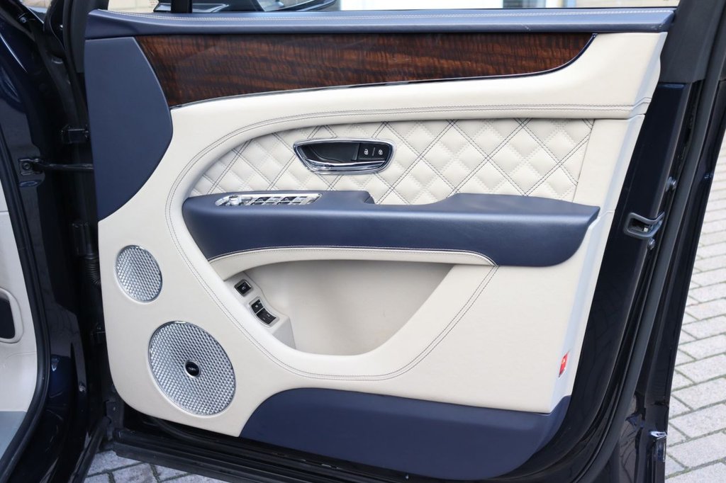 Used Bentley Bentayga 2020 for sale - 77571520: Photo 29