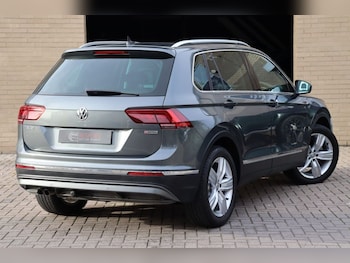 Used Volkswagen Tiguan 2020 for sale - 76119018: Photo 3