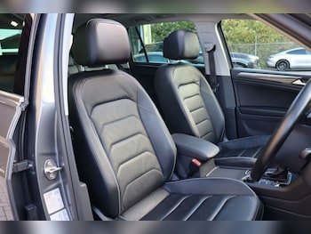 Used Volkswagen Tiguan 2020 for sale - 76119018: Photo 4