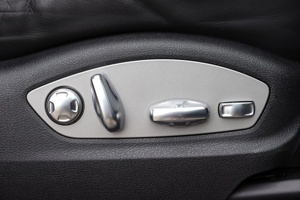 Used Porsche Macan 2021 for sale - 77632147: Photo 15