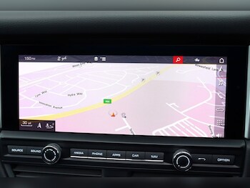 Used Porsche Macan 2021 for sale - 77632147: Photo