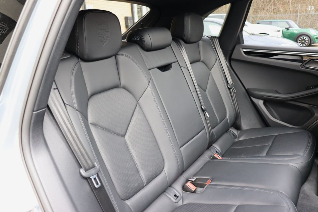 Used Porsche Macan 2021 for sale - 77632147: Photo 5