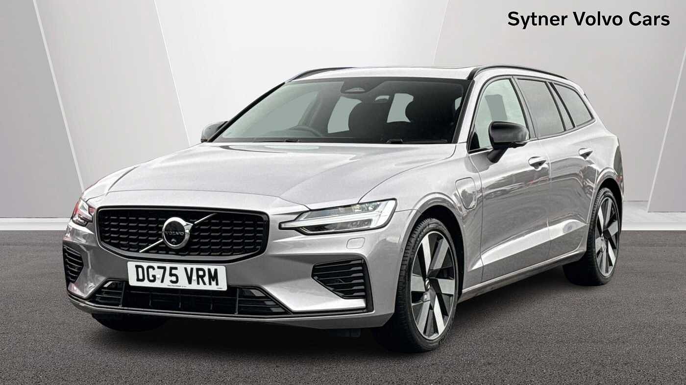 Used Volvo V60 2025 for sale - 77945157: Photo 6