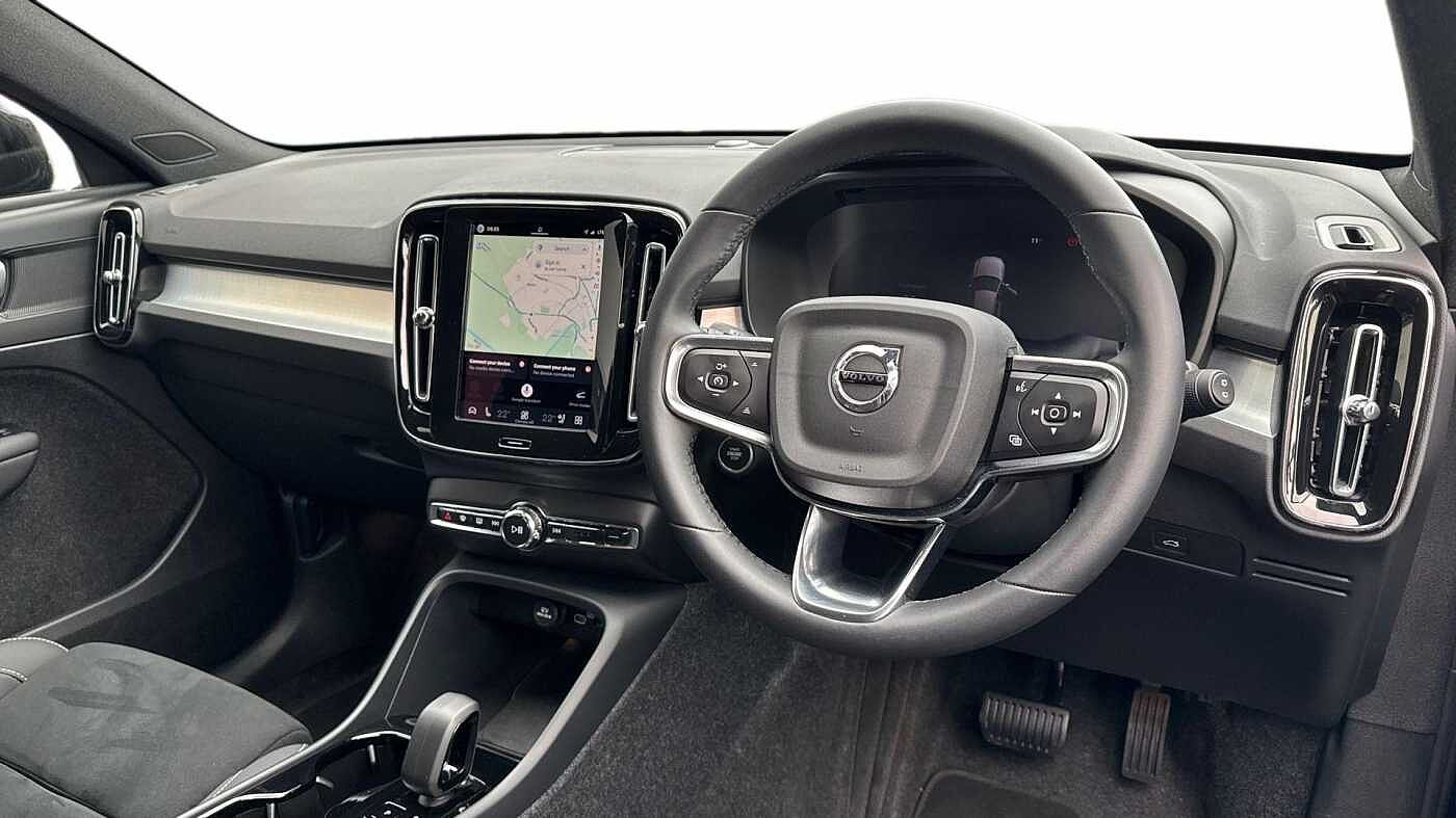 Used Volvo XC40 2025 for sale - 78139721: Photo 5