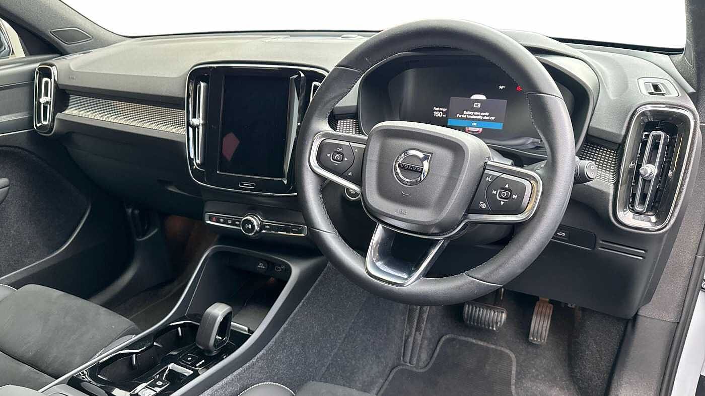 Used Volvo XC40 2024 for sale - 76677863: Photo 5