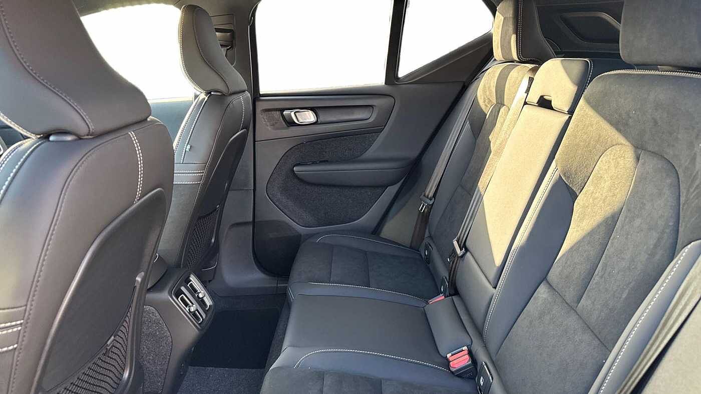 Used Volvo XC40 2026 for sale - 78005483: Photo 10