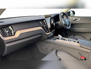 Used Volvo XC60 2026 for sale - 78366056: Photo