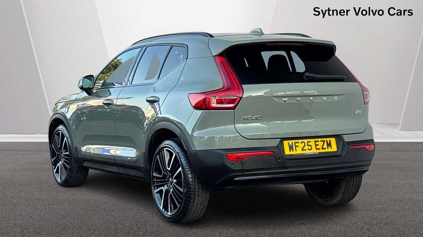 Used Volvo XC40 2025 for sale - 78139732: Photo 2