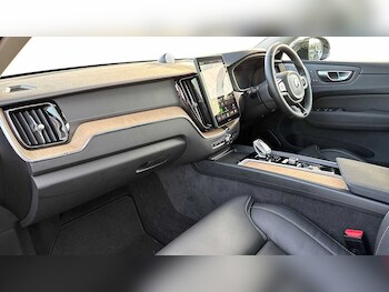 Used Volvo XC60 2025 for sale - 78392499: Photo