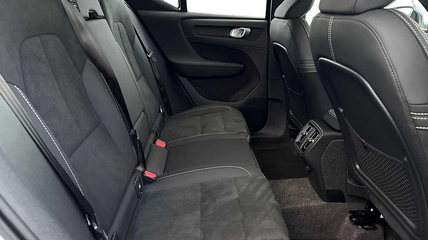 Used Volvo XC40 2025 for sale - 77122456: Photo 10