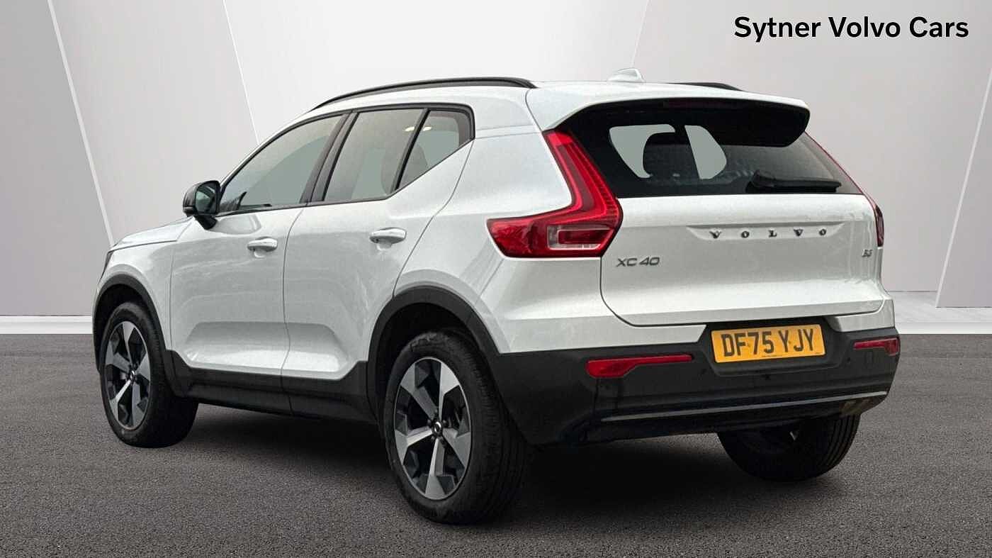 Used Volvo XC40 2025 for sale - 77122456: Photo 2