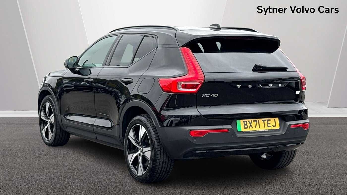 Used Volvo XC40 2021 for sale - 77179325: Photo 2