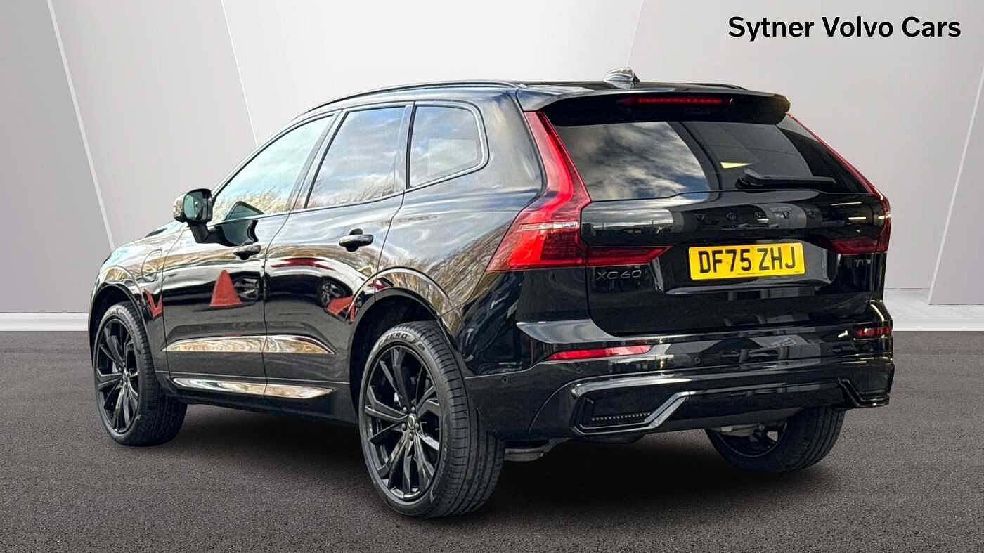 Used Volvo XC60 2025 for sale - 77122467: Photo 2