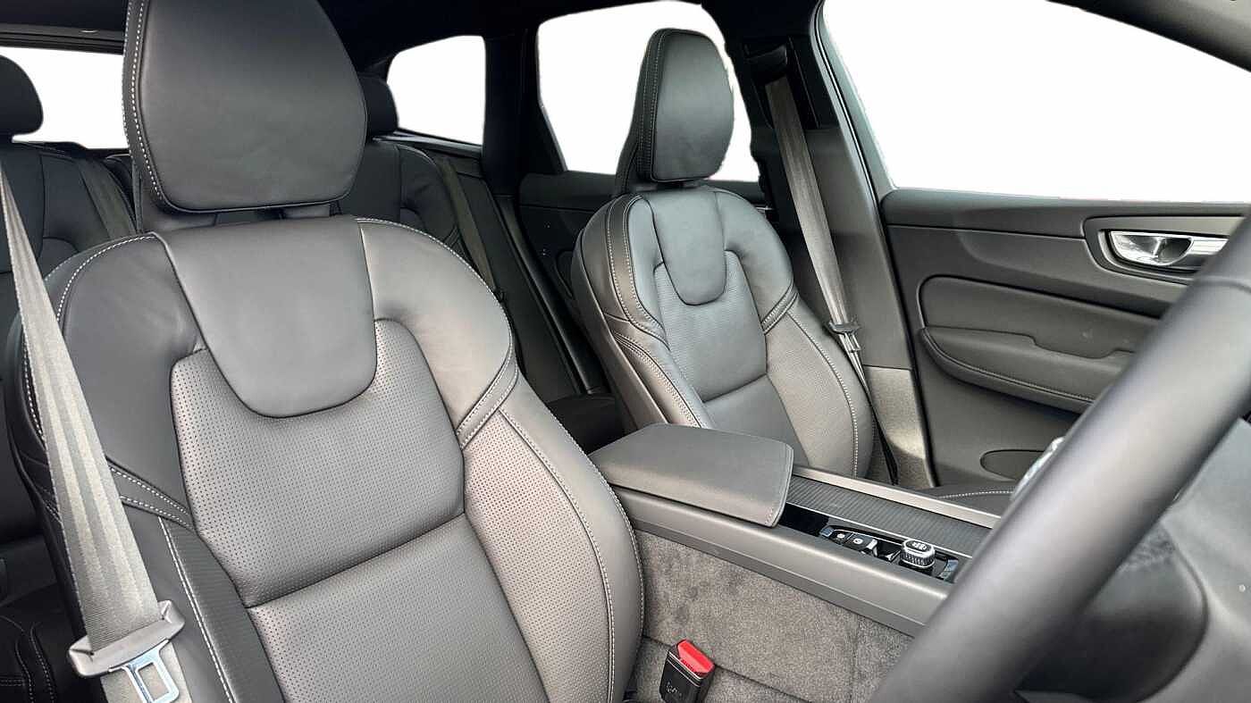 Used Volvo XC60 2025 for sale - 77122467: Photo 9