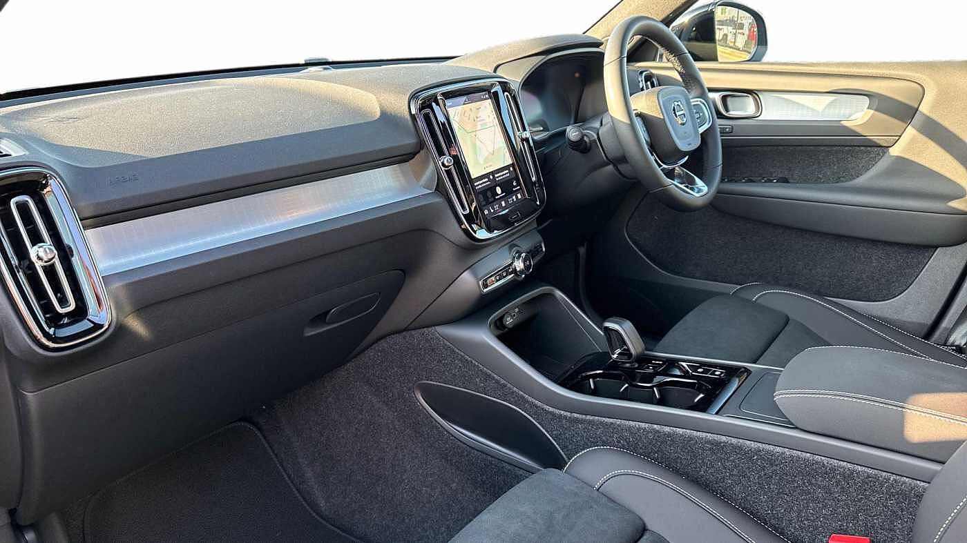 Used Volvo XC40 2026 for sale - 78005482: Photo 4