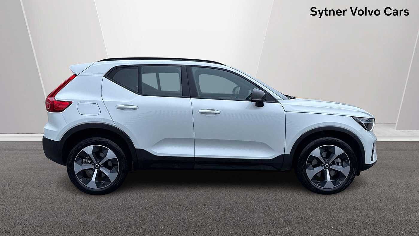 Used Volvo XC40 2025 for sale - 77122457: Photo 3