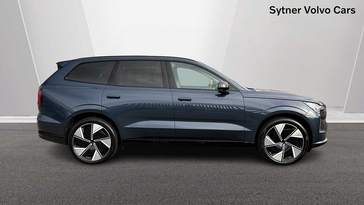 Used Volvo EX90 2025 for sale - 76679831: Photo 3