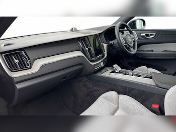 Used Volvo XC60 2023 for sale - 76274187: Photo