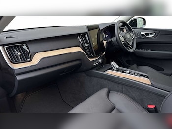 Used Volvo XC60 2025 for sale - 77794936: Photo