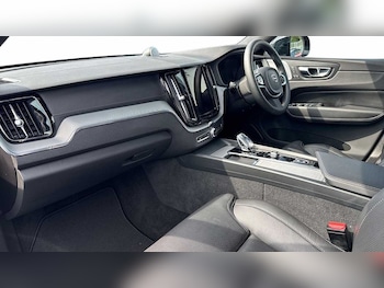 Used Volvo XC60 2024 for sale - 76678286: Photo