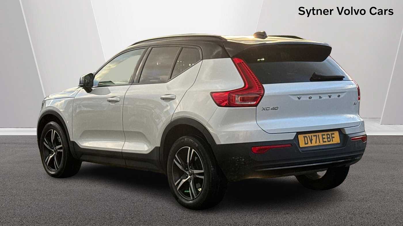 Used Volvo XC40 2021 for sale - 76674263: Photo 2