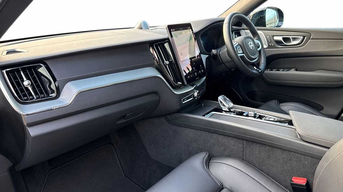 Used Volvo XC60 2025 for sale - 76679947: Photo 4