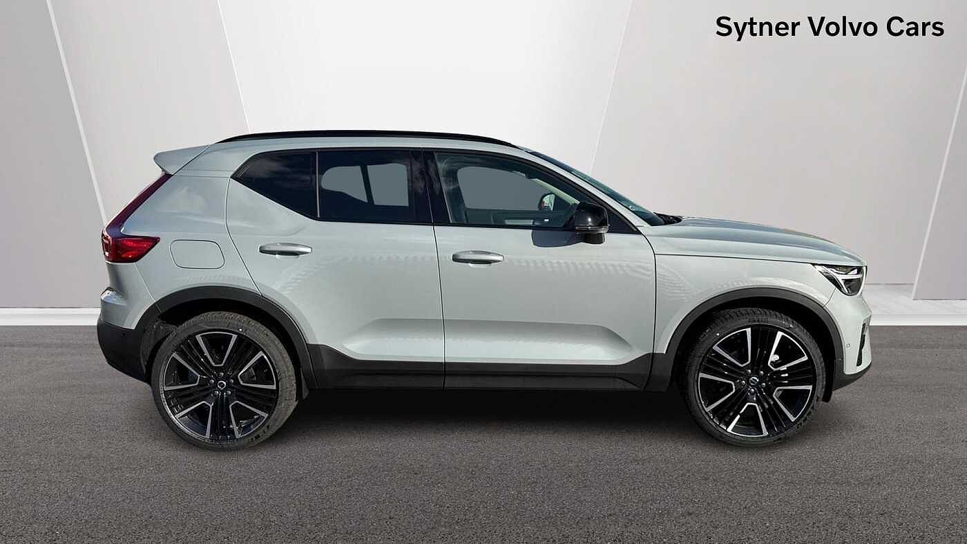 Used Volvo XC40 2026 for sale - 78005481: Photo 3