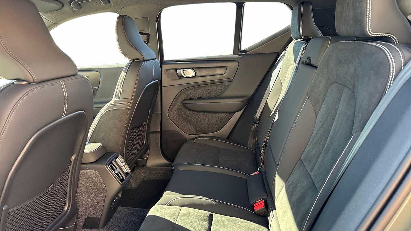 Used Volvo XC40 2025 for sale - 76679698: Photo 10