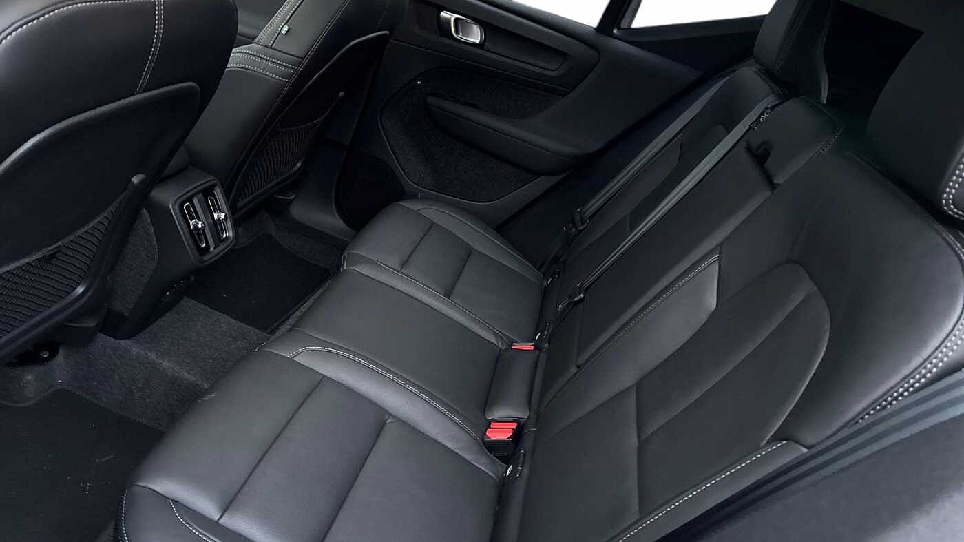 Used Volvo XC40 2025 for sale - 77122459: Photo 10