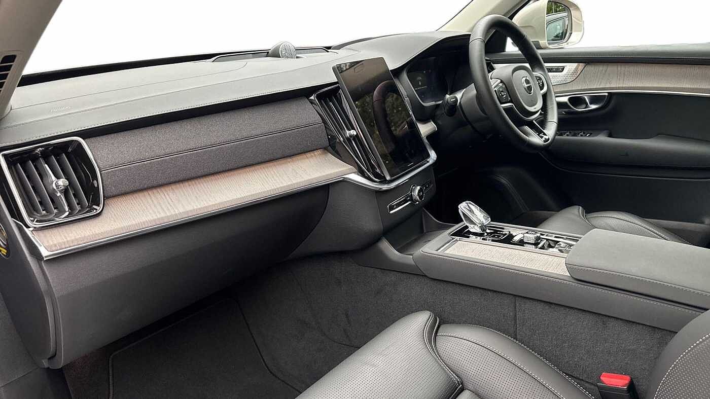 Used Volvo XC90 2025 for sale - 76679452: Photo 4